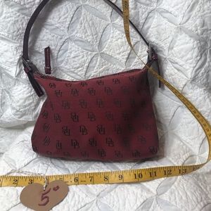 Small single strap Dooney & Bourke   Must clear
